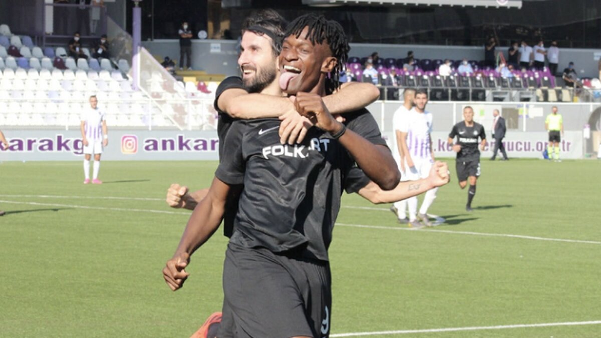 Altay'�n FIFA mesaisi s�r�yor