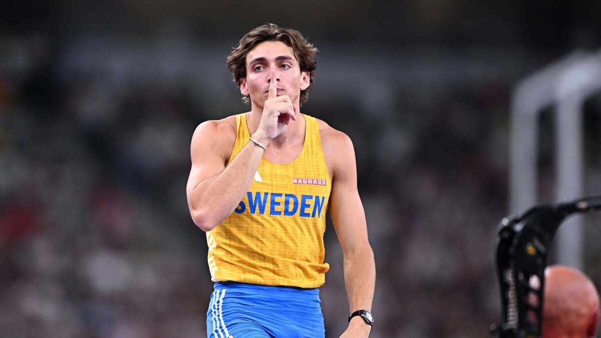 Armand Duplantis'ten yeni rekor