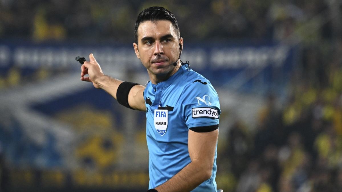 Arda Karde�ler'den menajerlik karar�