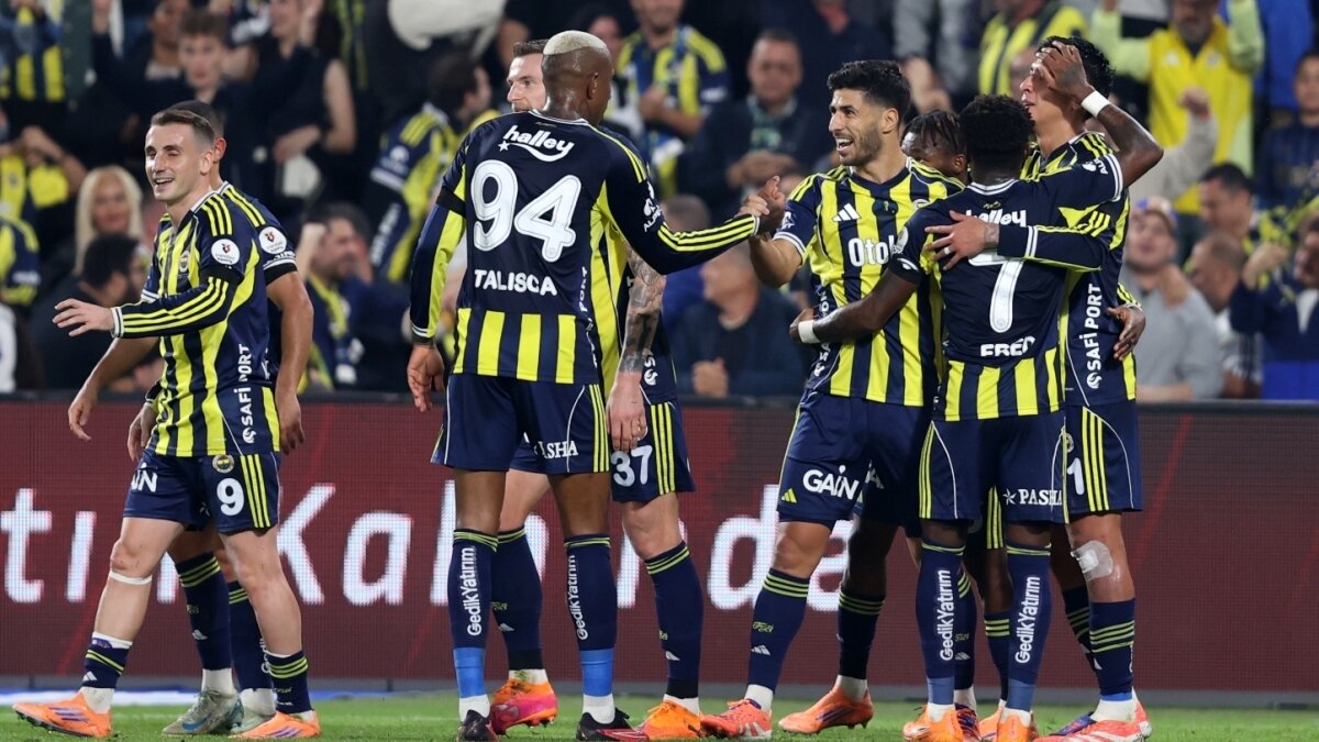 Fenerbah�e'de 'mah�erin 4 atl�s�' i�i ��z�yor
