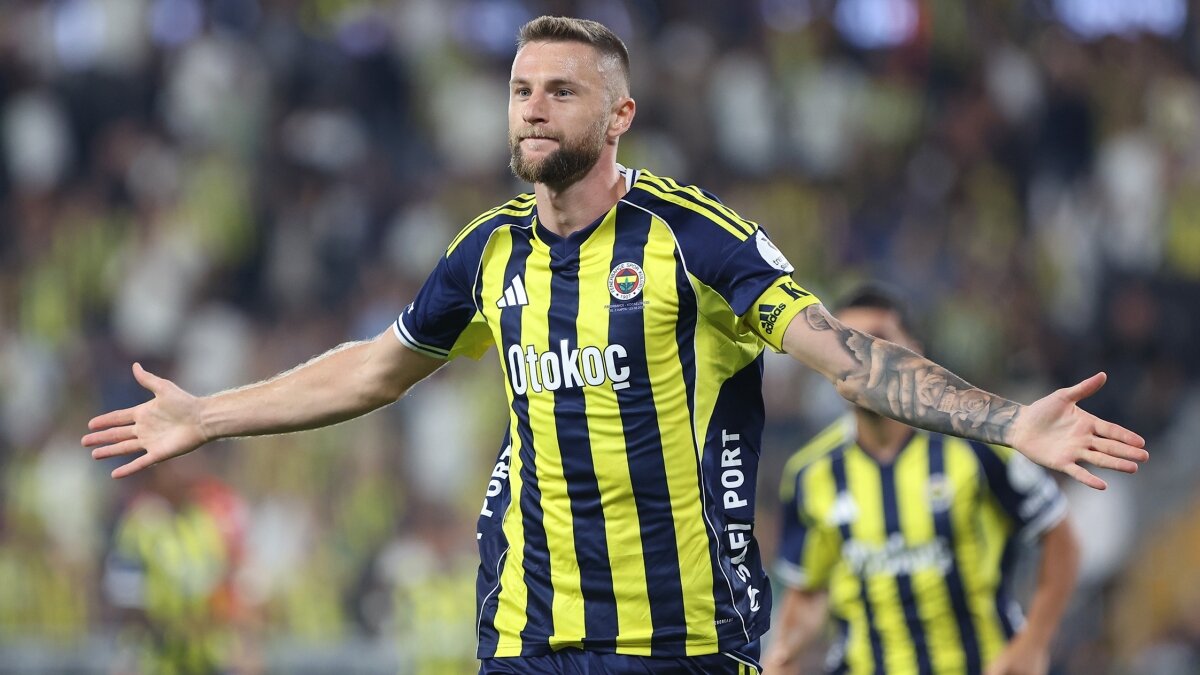 Fenerbah�e Milan Skriniar'� mumla ar�yor!
