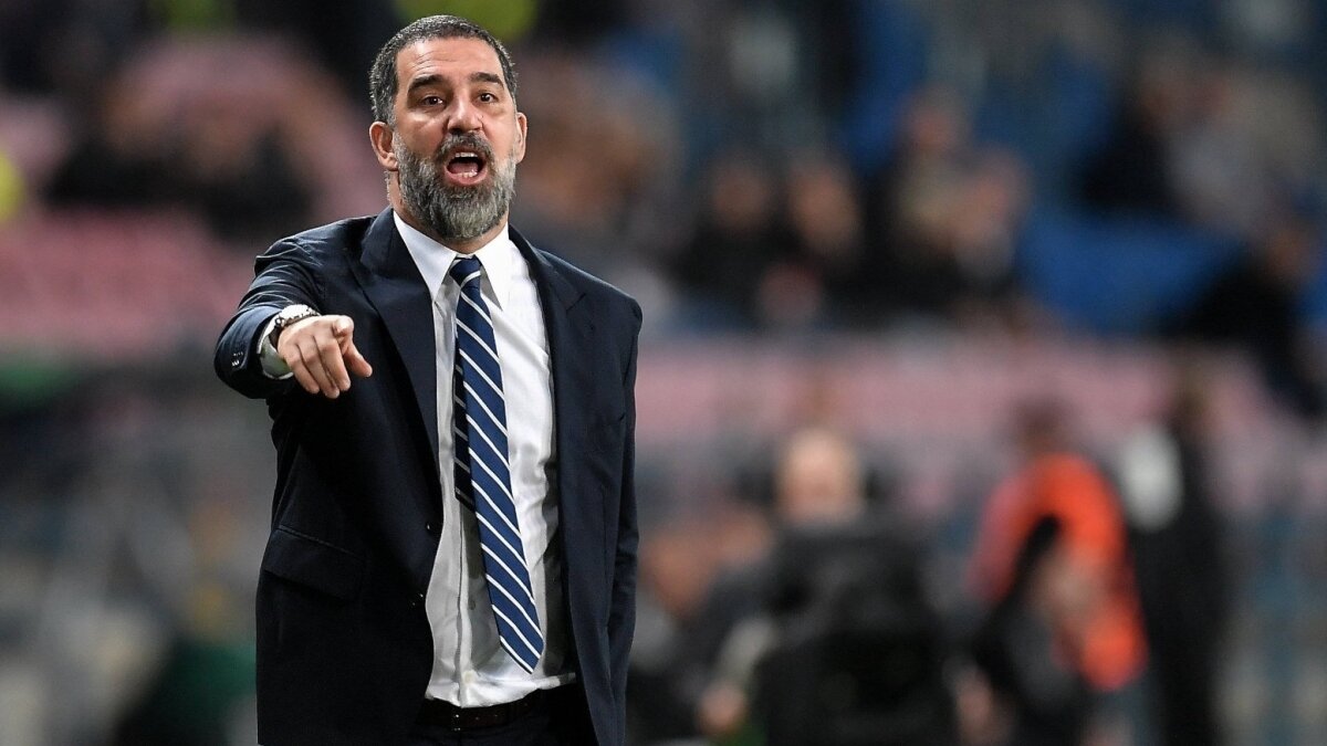 Arda Turan'dan Avrupa'da �eyrek final i�in ilk ad�m!