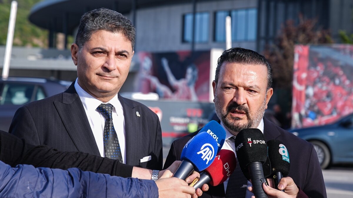 Fenerbah�e'ye derbi �ncesi m�jde: 'Edson d���nda eksik yok'