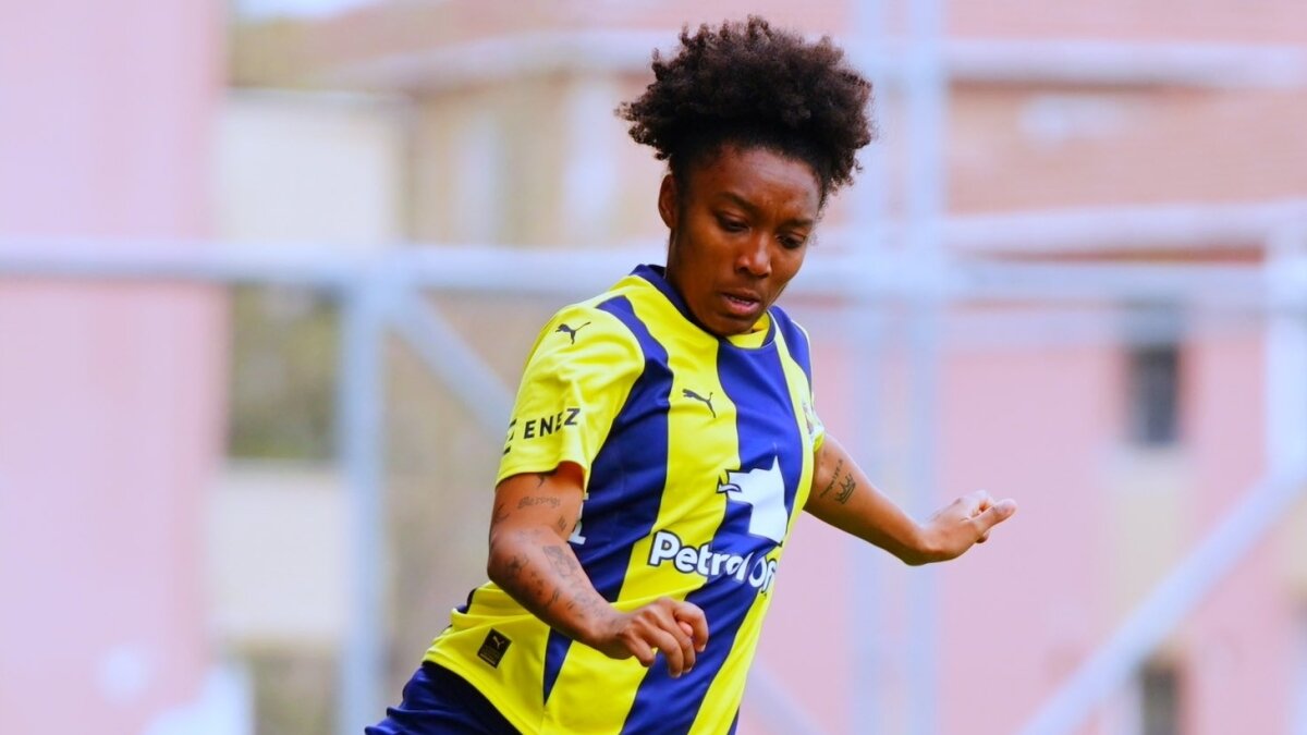 Fenerbah�e arsaVev'de sakatl�k: Marta Cox