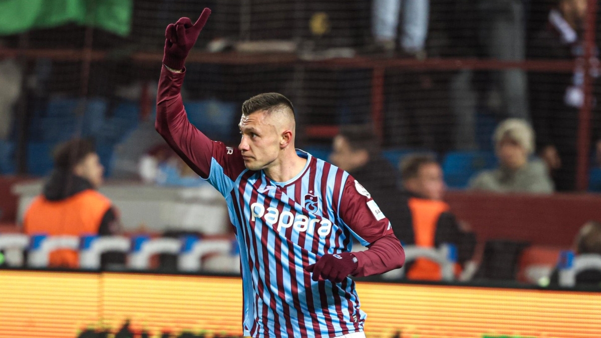 Trabzonspor'a m�jde: Zubkov d�n�yor!