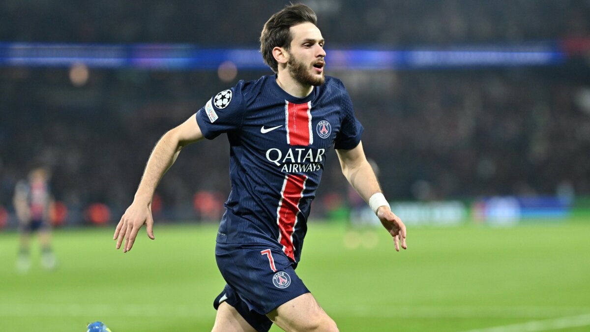 Arsenal'den Khvicha Kvaratskhelia harekat�!