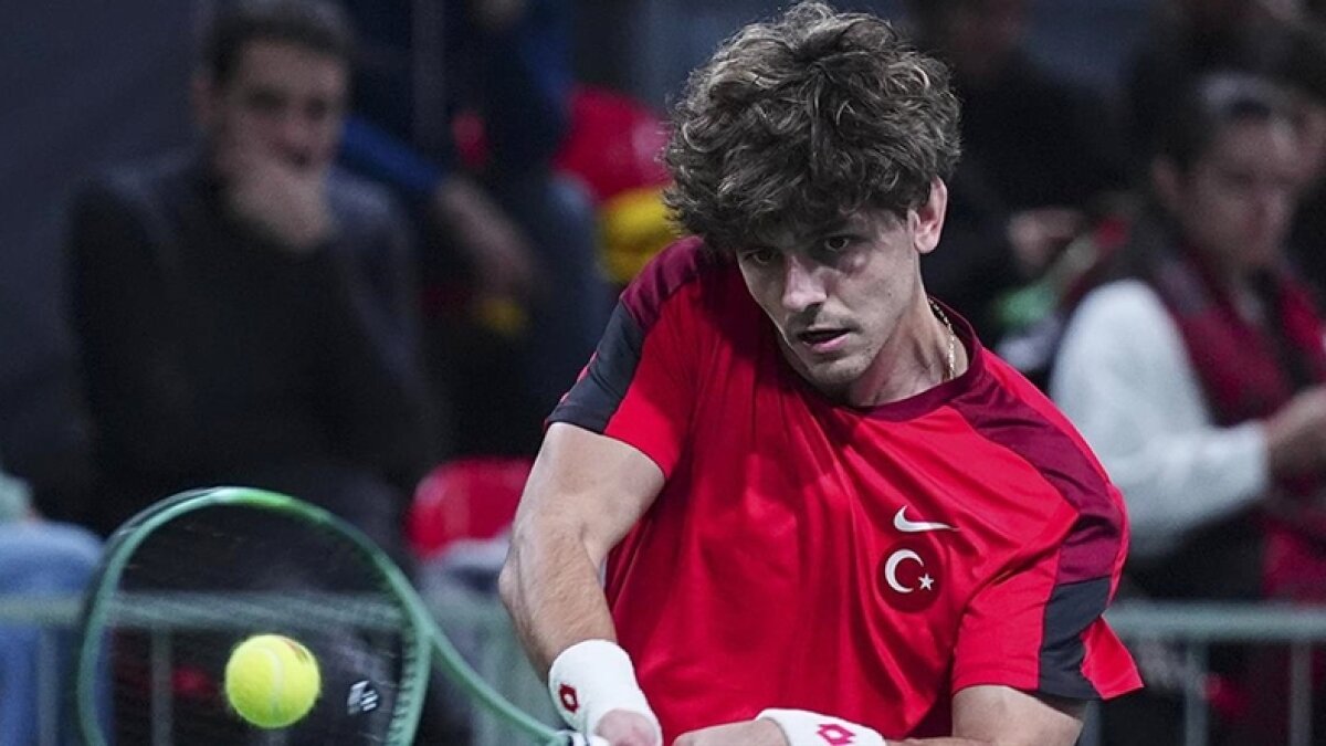 Milli tenis�ilerin yer ald��� turnuva, g�venlik nedeniyle durduruldu!