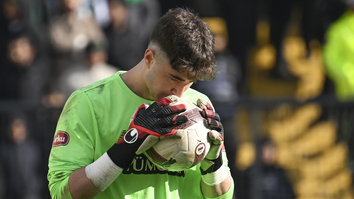 Galatasaray'da sezon sonu Deniz Erta�