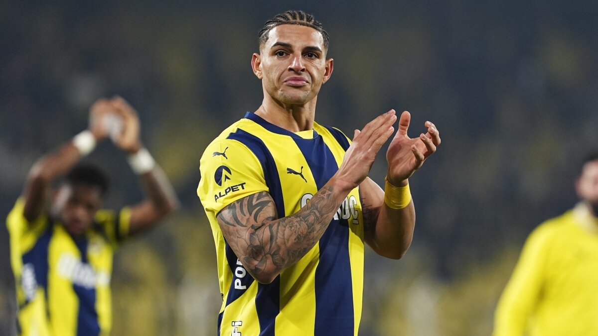 Como'da Diego Carlos belirsizli�i!