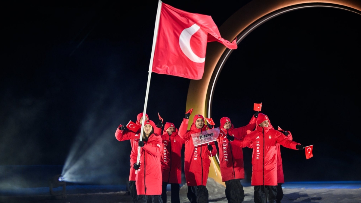 �rem Dursun Olimpiyat Sahnesinde