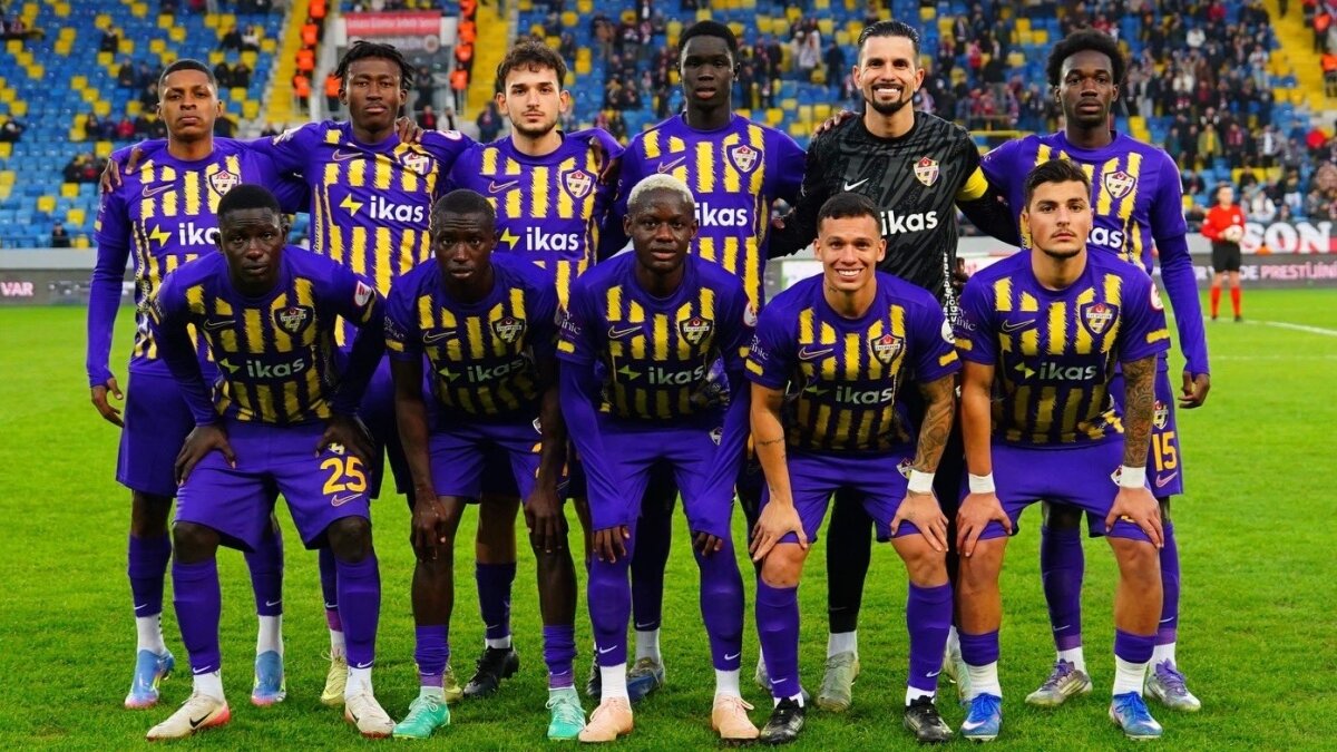 Ey�pspor'un T�rkiye Kupas�'nda konu�u Konyaspor!