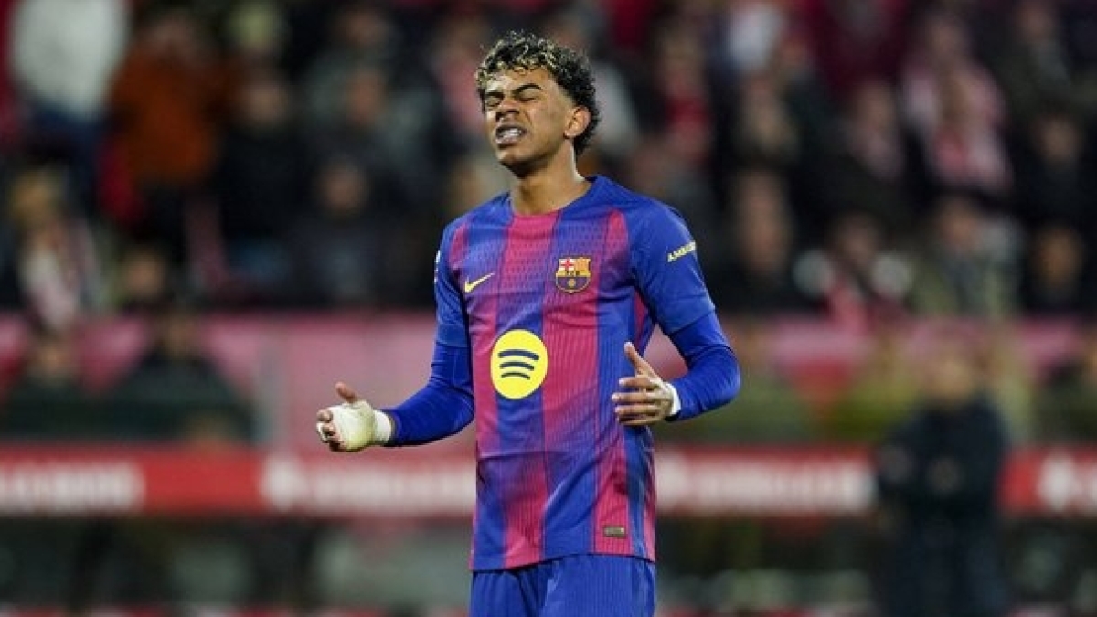 Bar�a, Katalonya derbisinde koltu�unu kaybetti