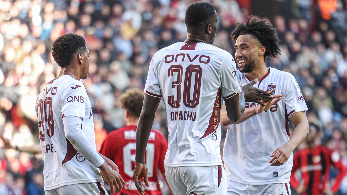 Trabzonspor'a galibiyet i�in �� dakika yetti!