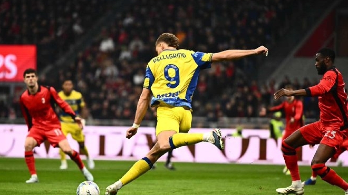 Parma, San Siro'dan mutlu ayr�ld�