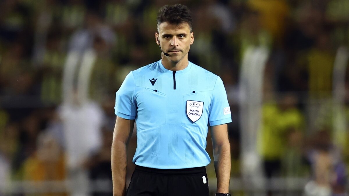 Galatasaray-Liverpool ma��na olayl� hakem!