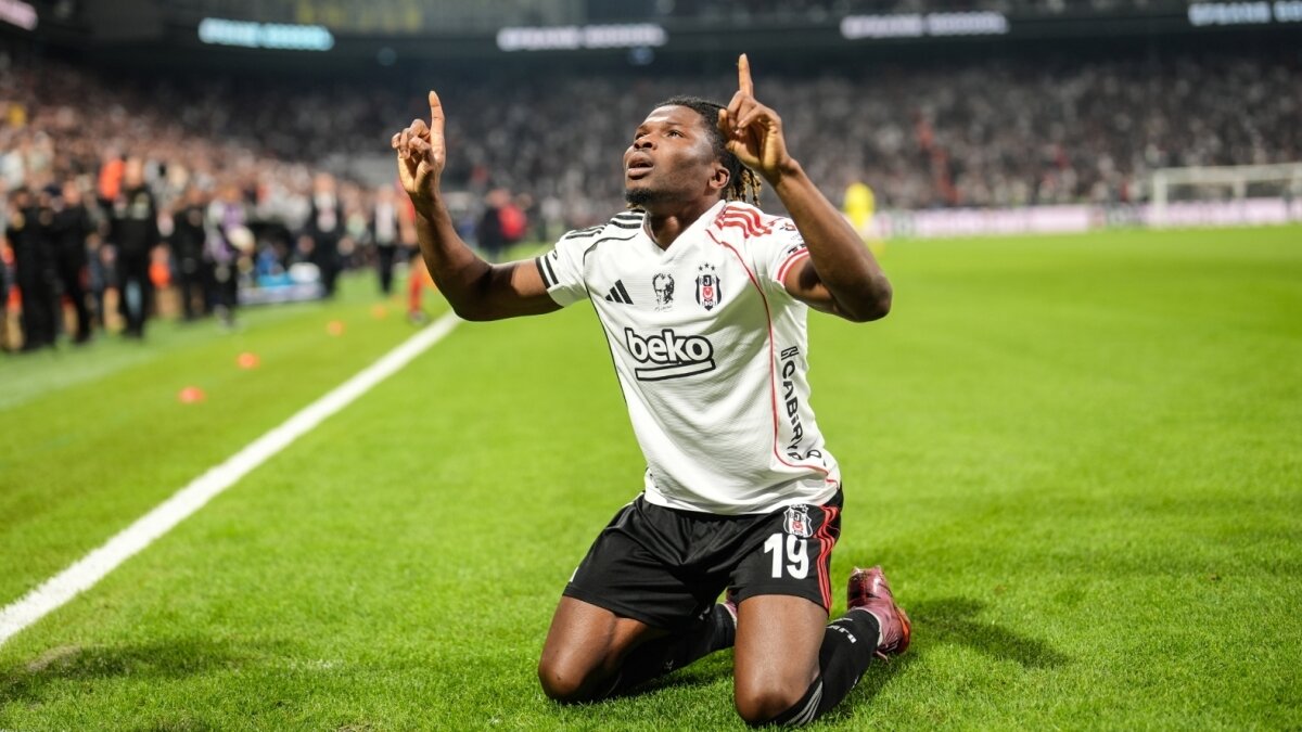 El Bilal Toure'den k�t� haber!