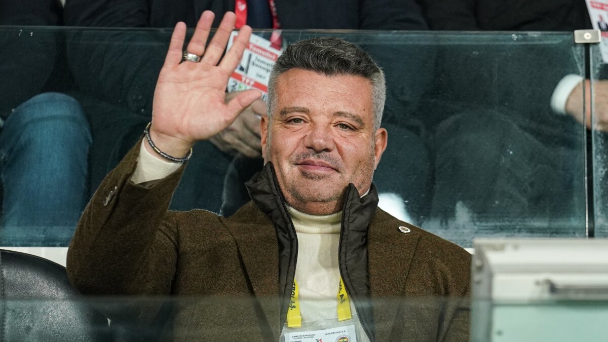 Fenerbah�e y�netiminden derbi i�in dev prim!