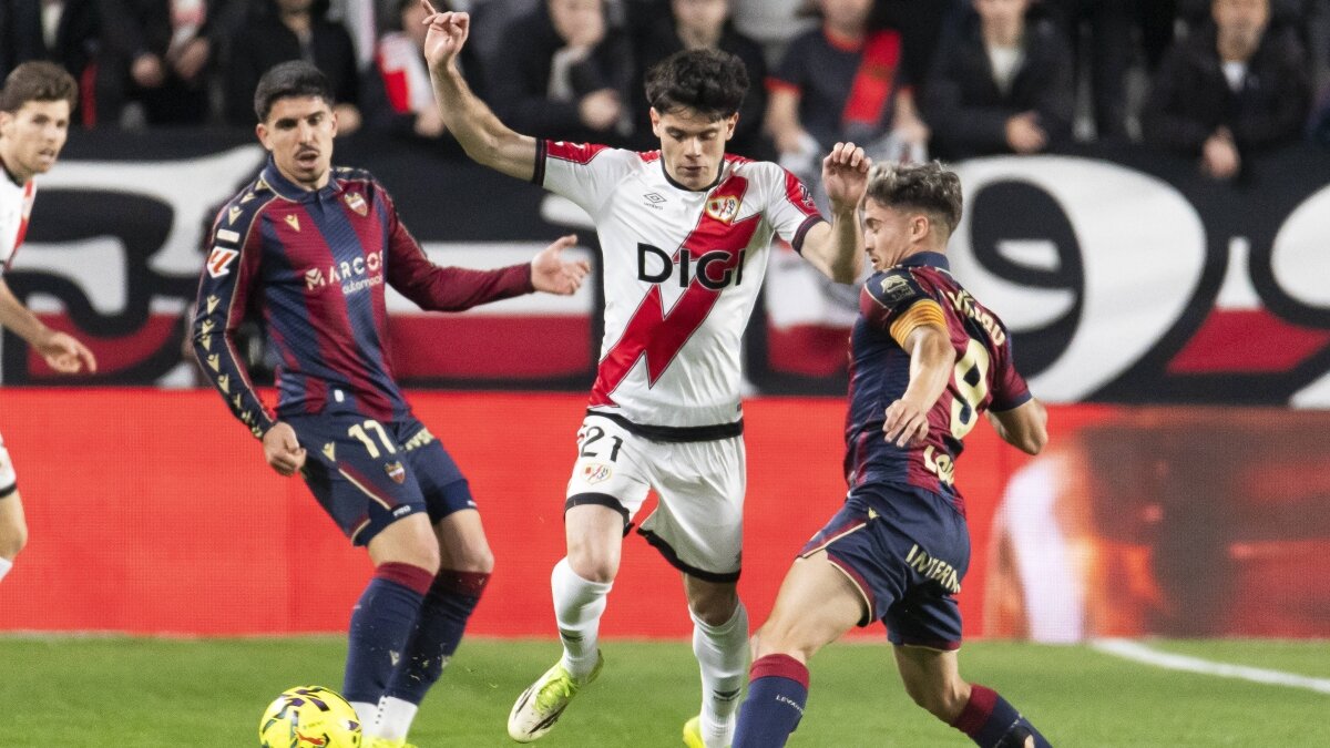 Rayo Vallecano beraberli�i son dakikada ald�!