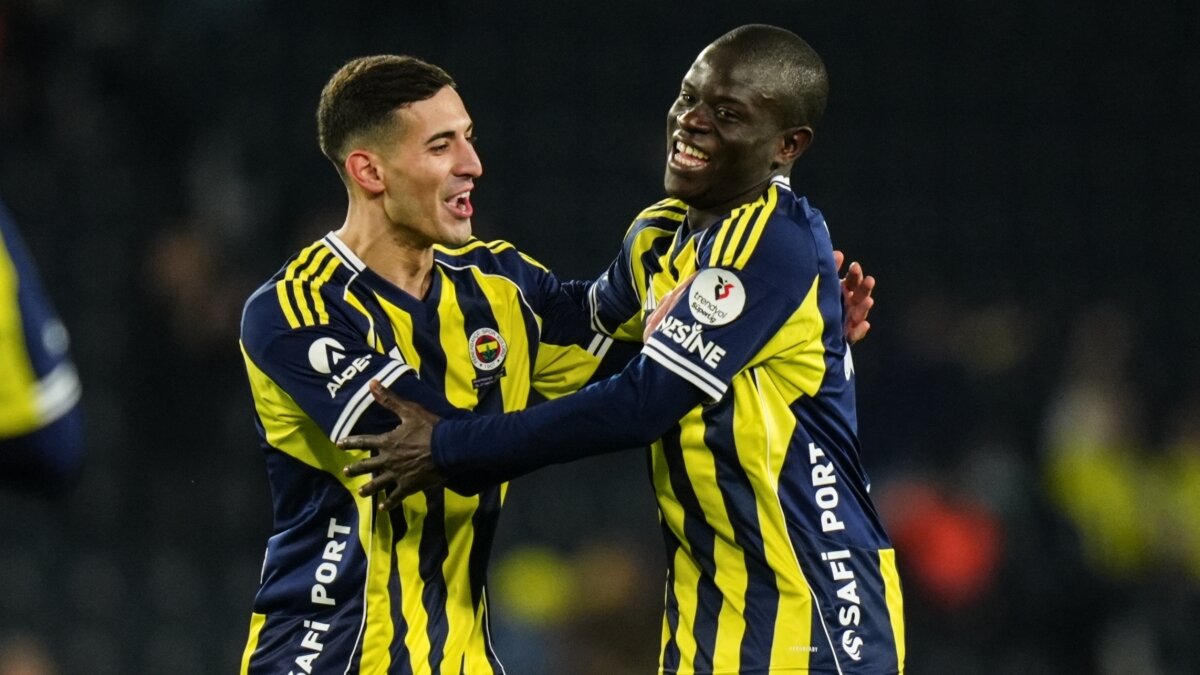 N'Golo Kante yine zirveye oturdu!