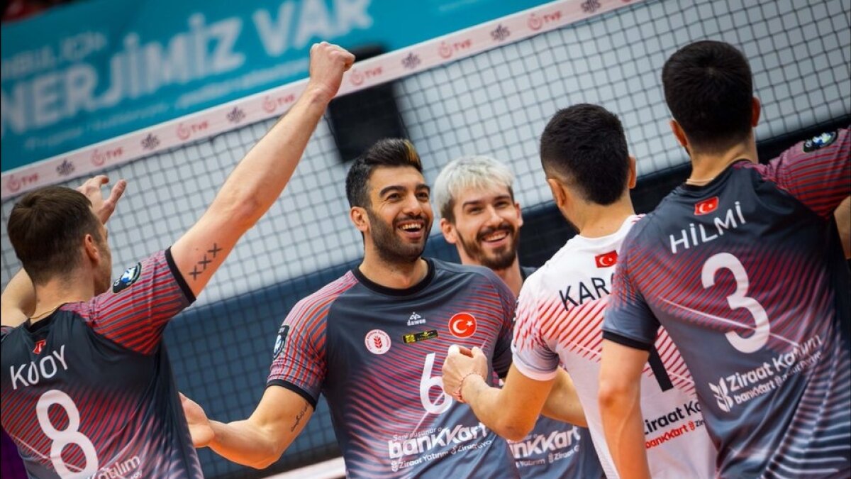 Ziraat Bankkart, �stanbul deplasman�nda son sette kazad�!