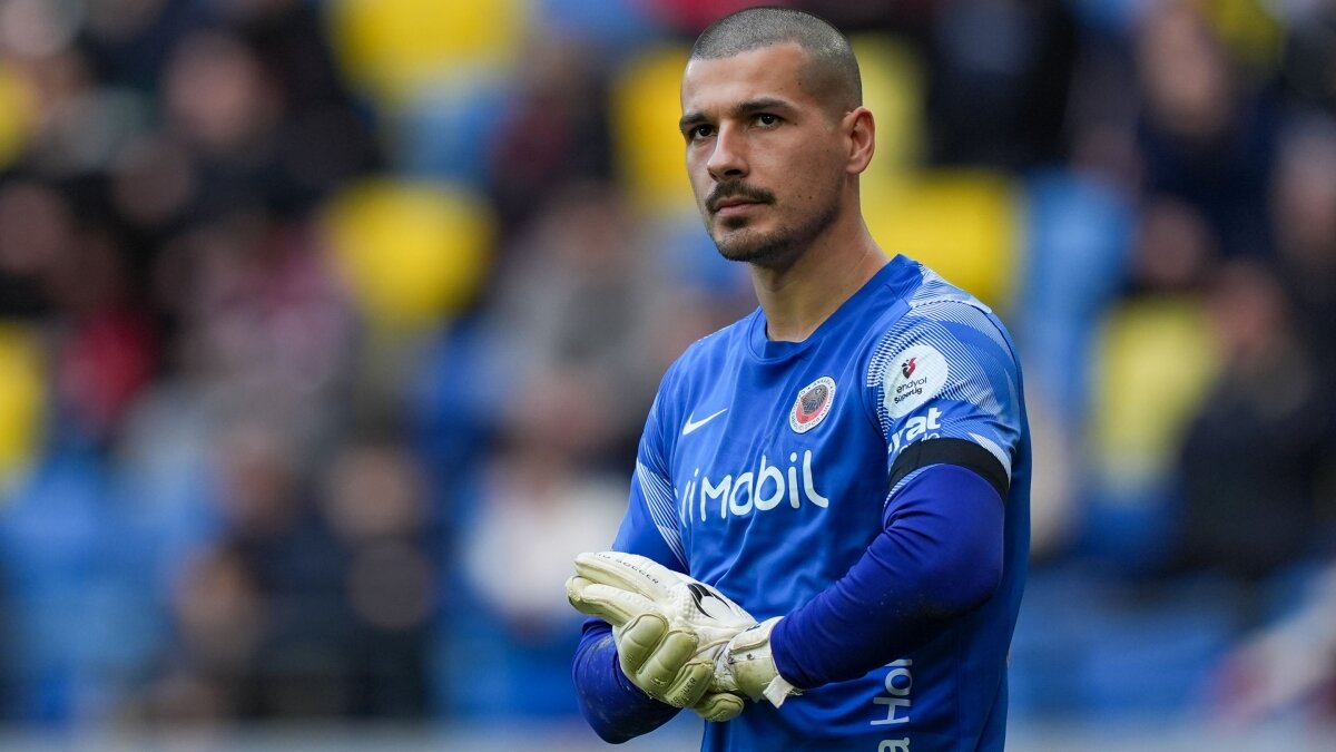 Gen�lerbirli�i'nde 3 oyuncuya milli davet