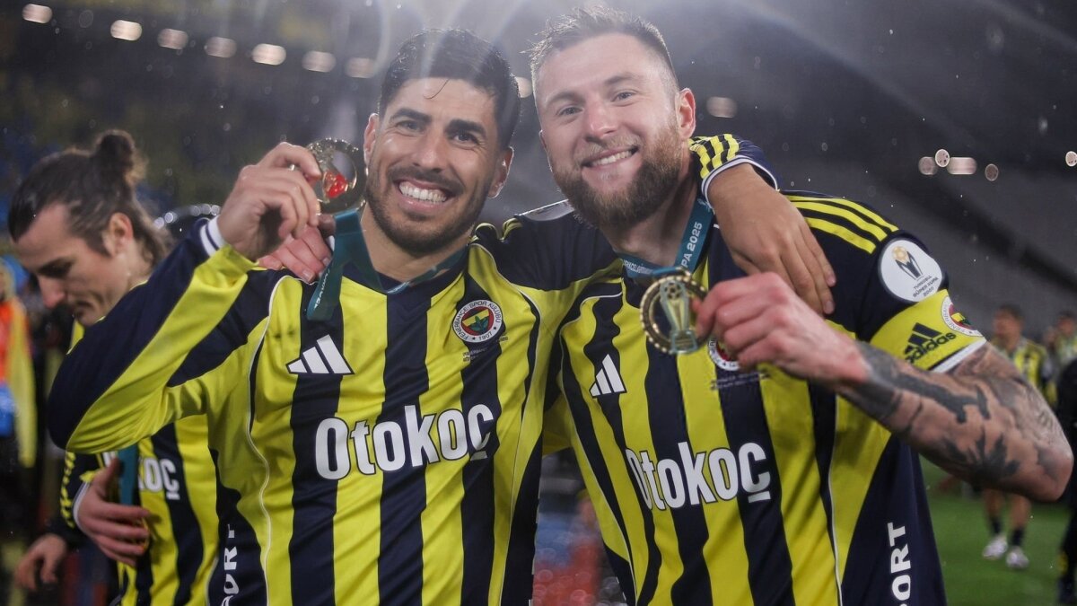 Fenerbah�e'de derbi �ncesi Skrinar ve Asensio'dan mesaj!