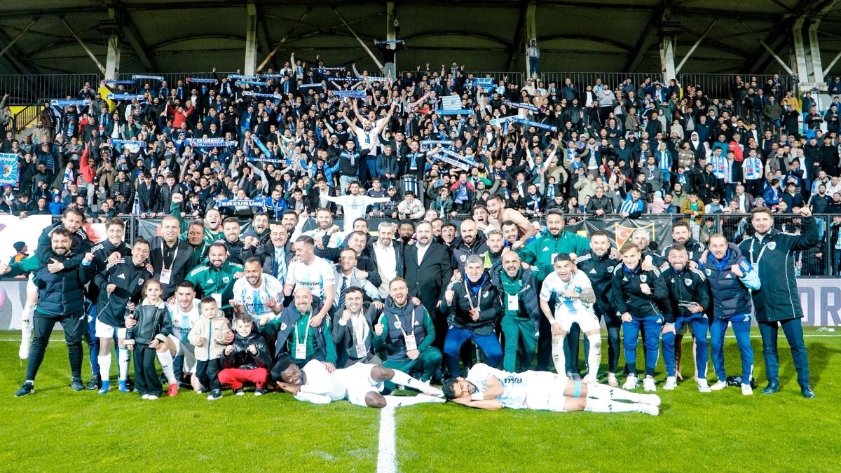 1. Lig'in lideri Erzurumspor FK, S�per Lig i�in g�n say�yor