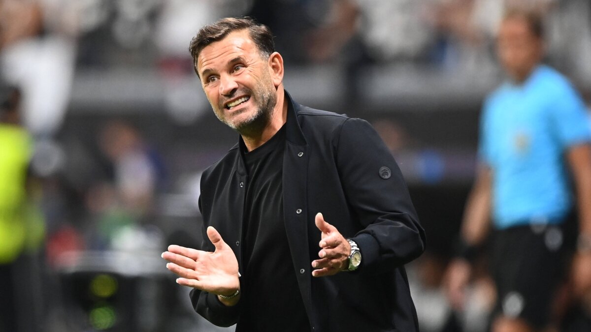 Okan Buruk, Be�ikta� 11'ini belirledi