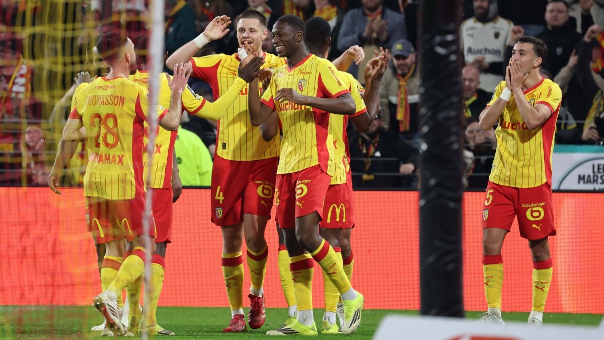 Lens'ten zirve yar���nda be� goll� net galibiyet!