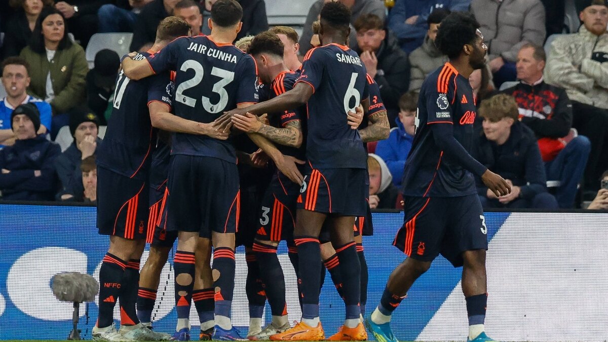 Nottingham Forest, Sunderland'e gol oldu ya�d�