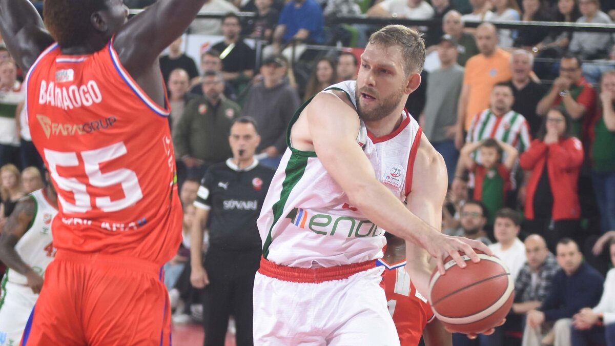 Kar��yaka potada �nemli deplasmanda