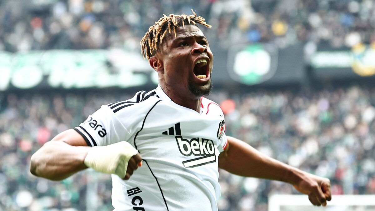 Be�ikta�'�n savunma bakan�: Emmanuel Agbadou