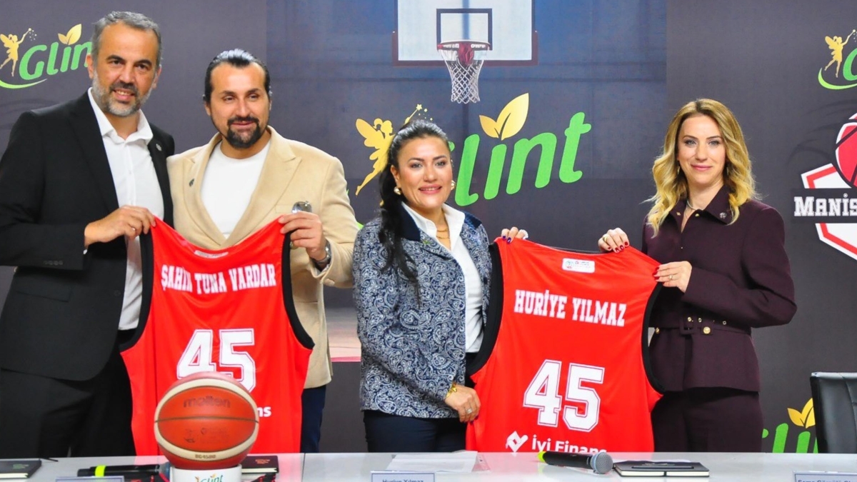 Manisa Basket'te devir resmile�ti