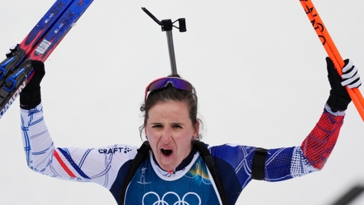 Julia Simon, 2026 k�� olimpiyatlar�nda alt�n madalya ald�