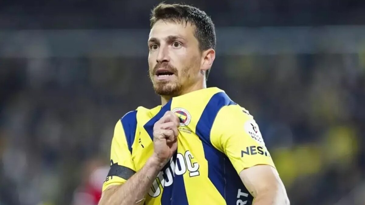 Fenerbah�e'den Mert Hakan Yanda�'a destek
