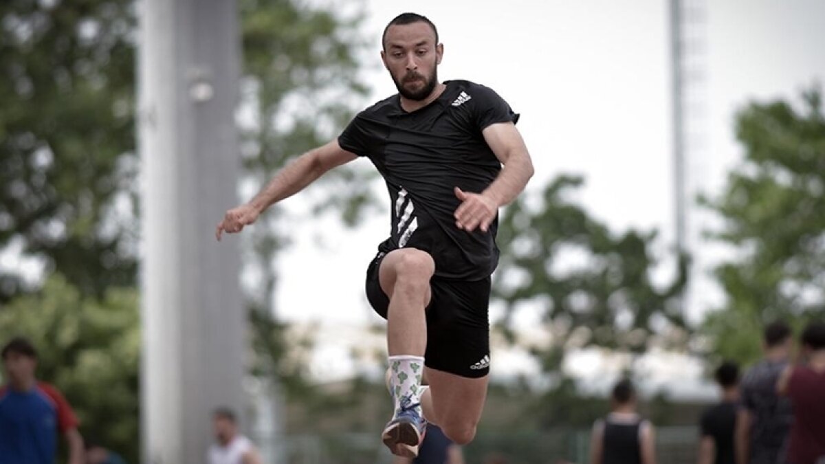 Necati Er, D�nya Salon Atletizm �ampiyonas�'nda 13. oldu