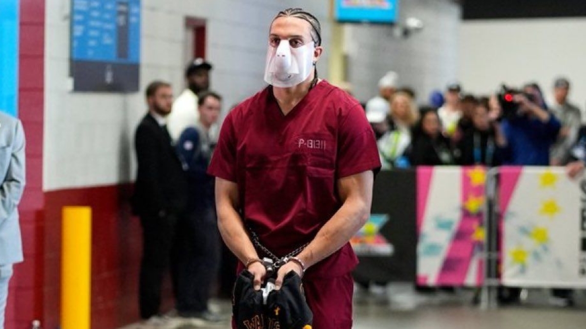 Super Bowl ma��na hapishane tulumu ile geldi