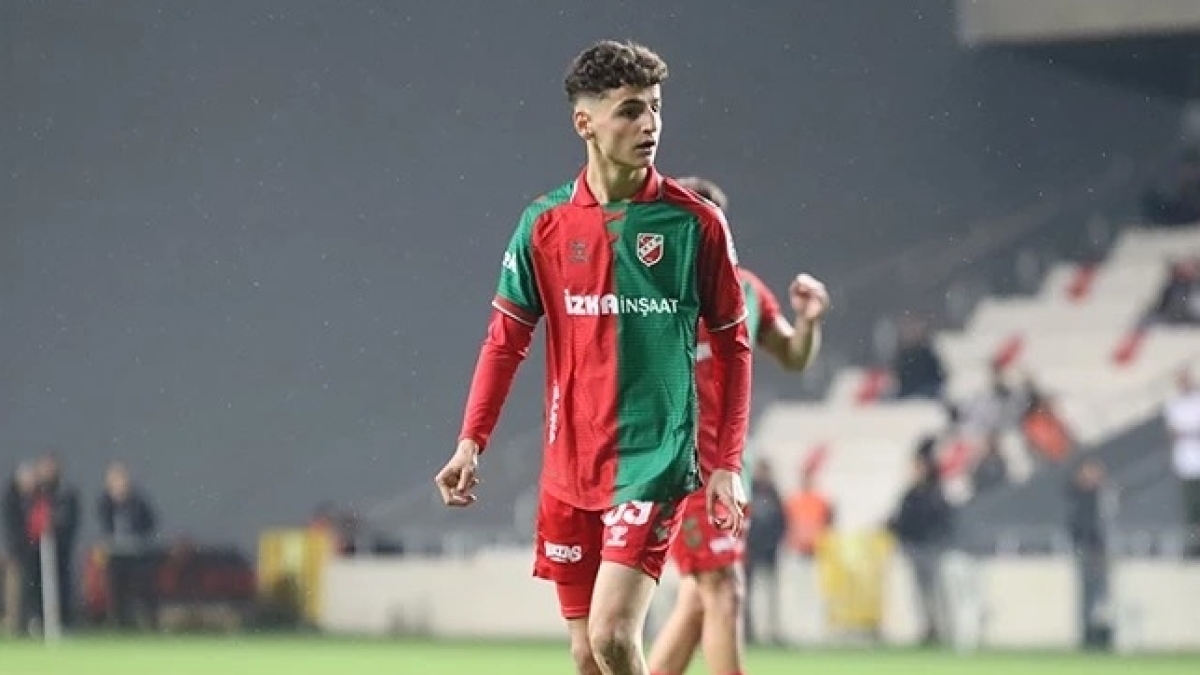 Fenerbah�e, Adem Ye�ilyurt i�in ilk �demeyi yapacak!