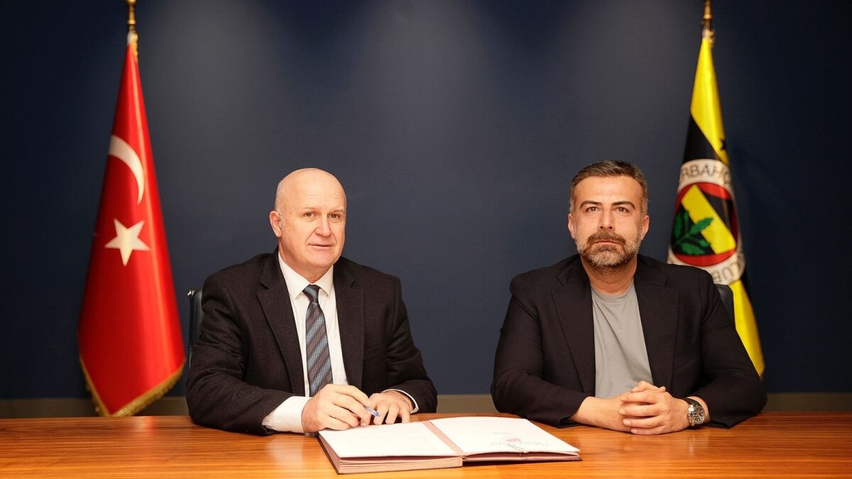 Fenerbah�e'de altyap� i�in yeni g�revlendirme