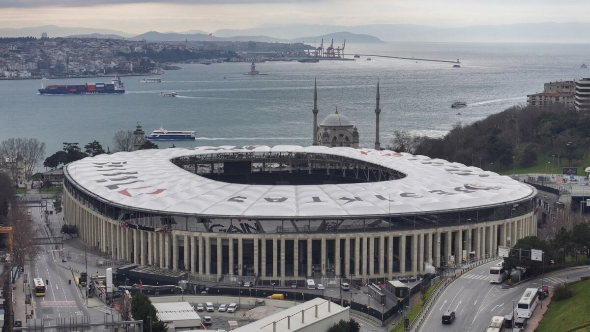 UEFA Avrupa Ligi'nin final toplant�s� yap�ld�!