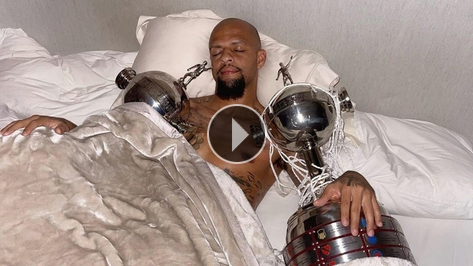Felipe Melo iki Libertadores kupasıyla uyudu!