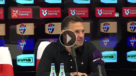 Okan Buruk: 'Galatasaray'da hayalimi yaşıyorum'