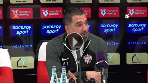 Arda Turan: 'Burada mutluyum ama finansı ben sağlamıyorum.'