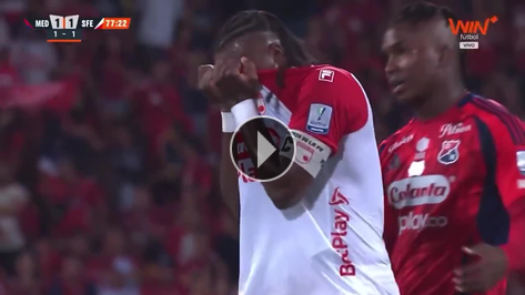 Hugo Rodallega sakat sakat ampiyonluk getirdi