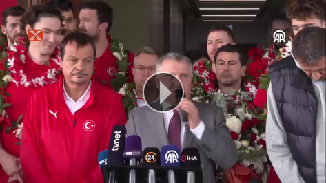 Bakan Bak: '12 Dev Adam ayaa kalkt'