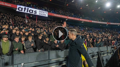 Feyenoord'da tak�ma tepki!