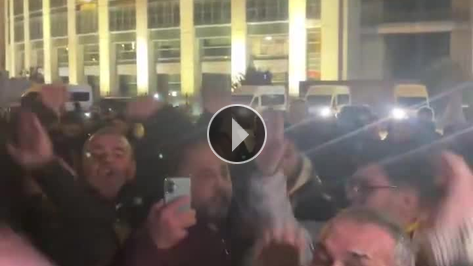 Galatasaray'da y�netime istifa tepkisi