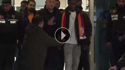 Yaser Asprilla, Galatasaray i�in geldi!