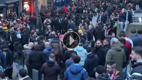 Galatasaray taraftar�, City ma��na b�yle gitti