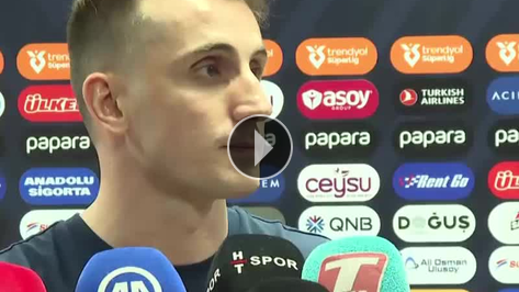 Kerem Akt�rko�lu: 'Ben d���� ya�ay�nca herkesi ilgilendiriyor'